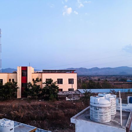 Bhavya Homestay Garudeshwar Экстерьер фото