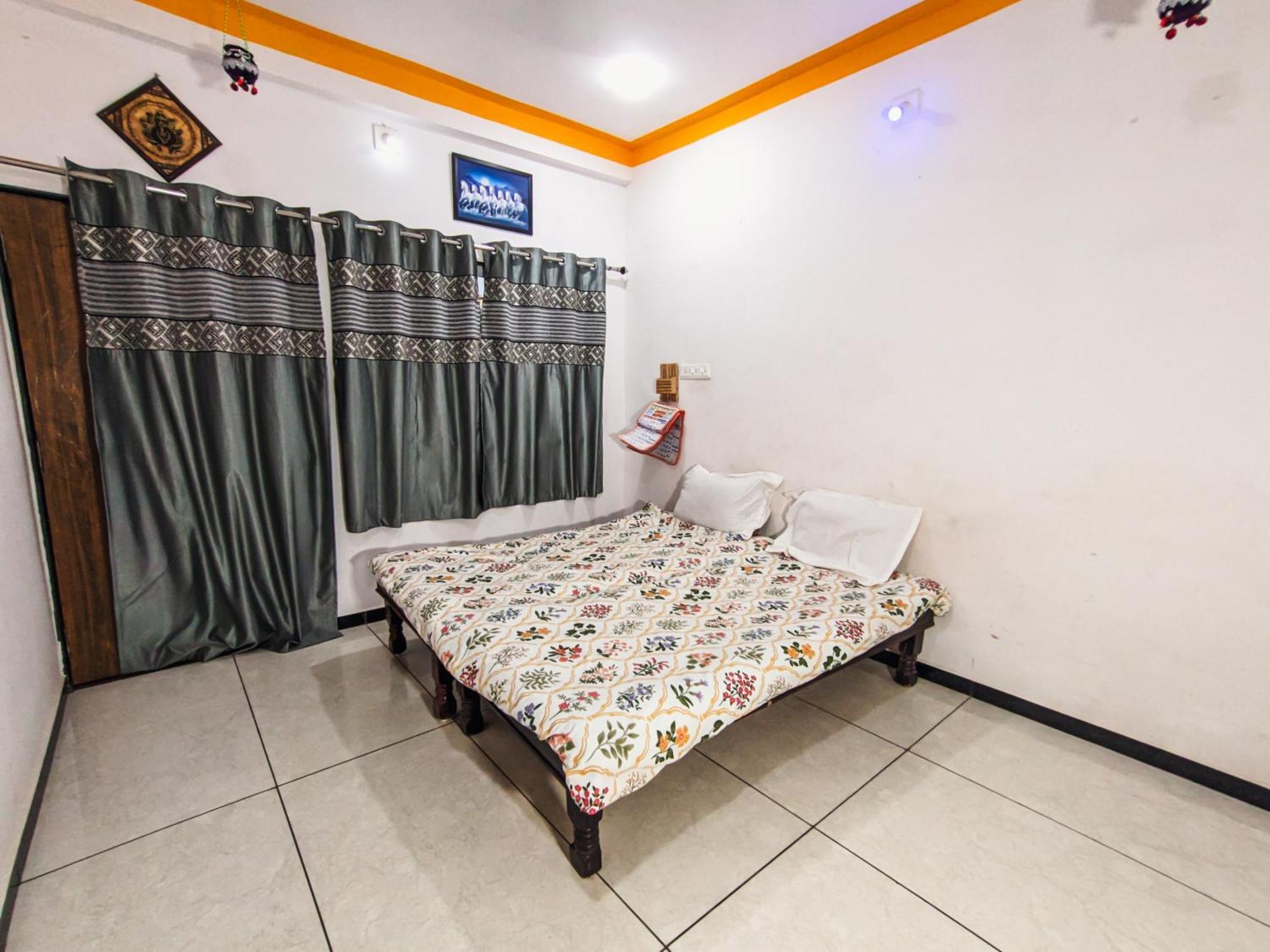 Bhavya Homestay Garudeshwar Экстерьер фото