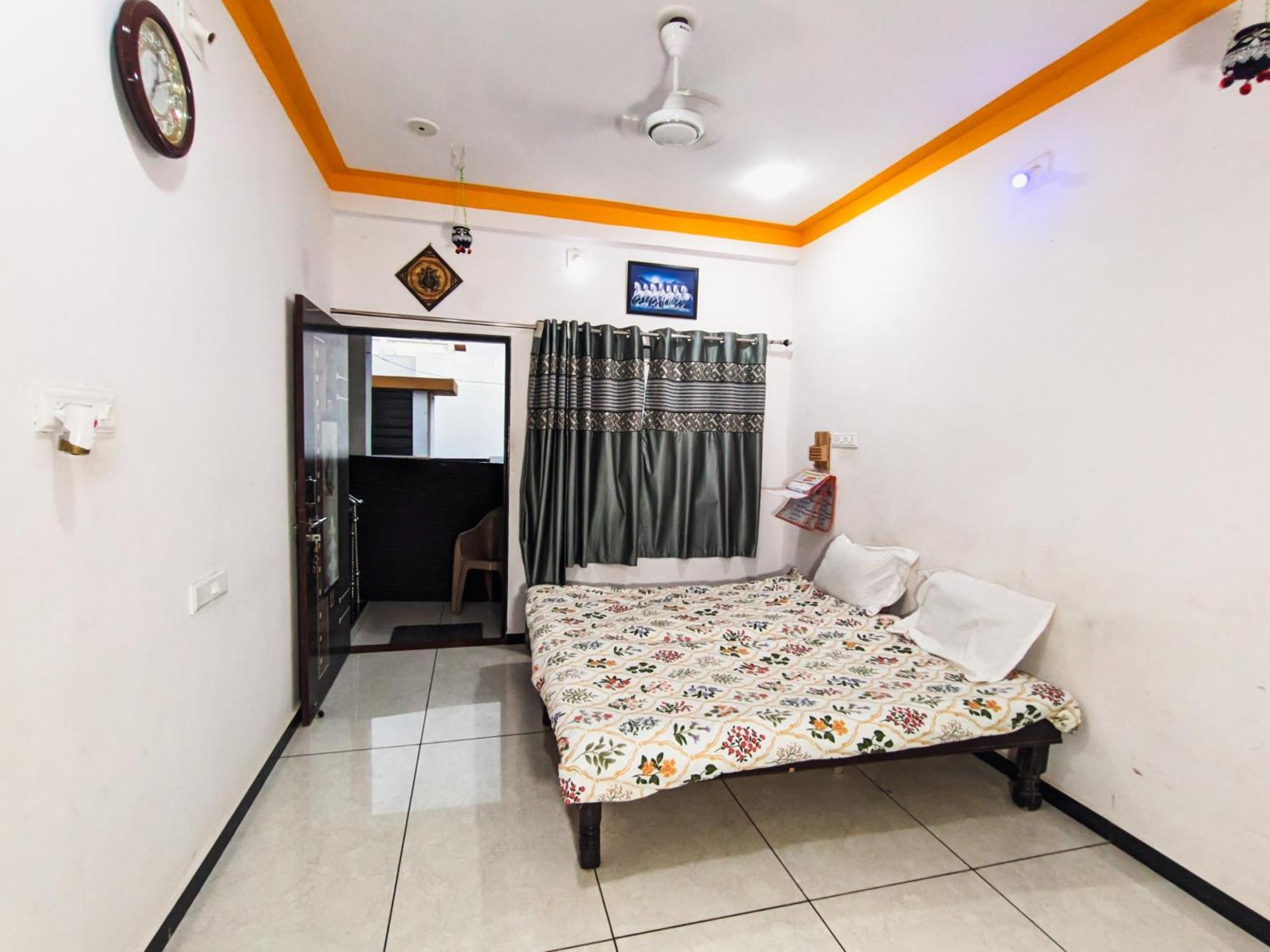 Bhavya Homestay Garudeshwar Экстерьер фото